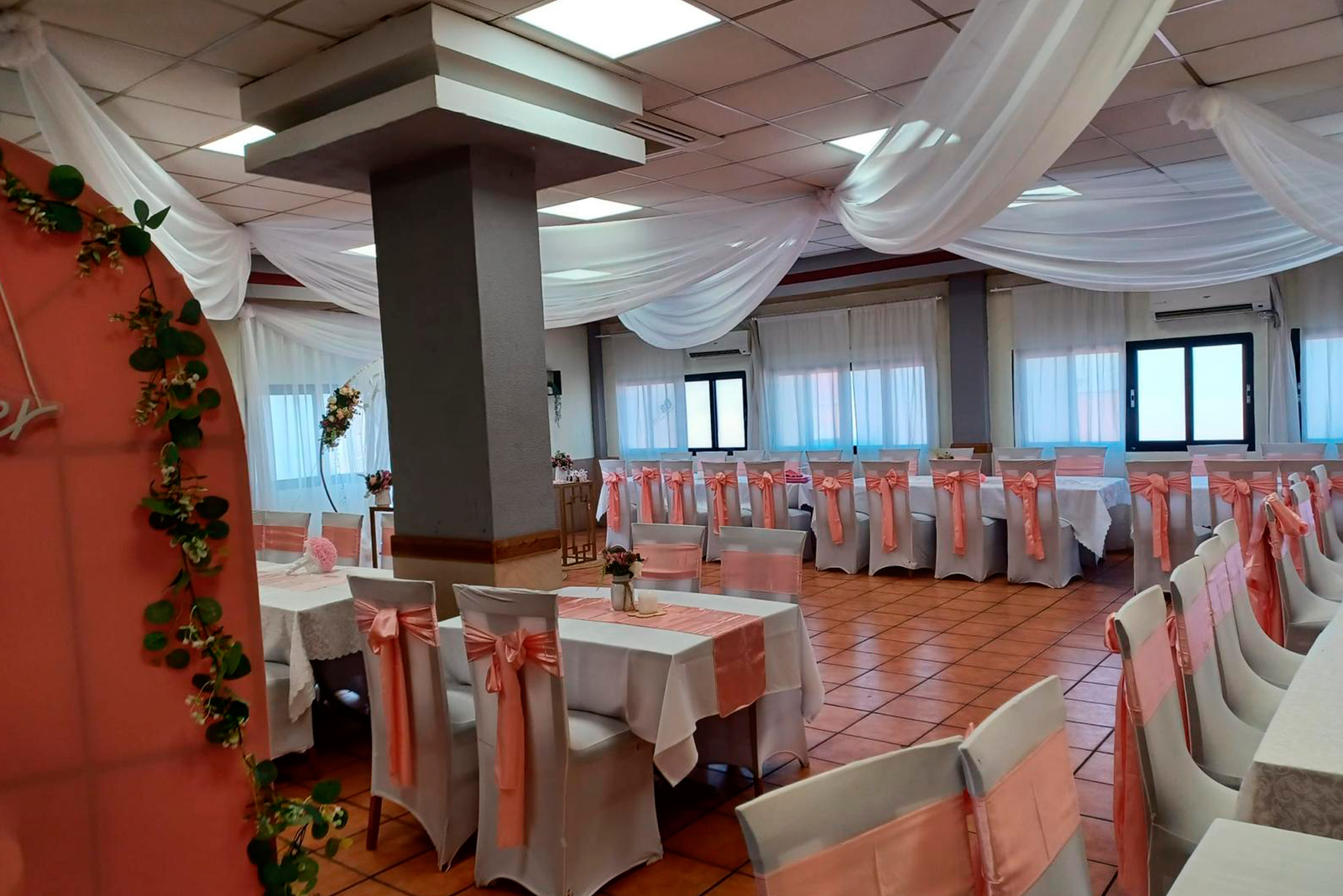 ESPACIO-DE-EVENTOS-RESTAURANTE-LOJA